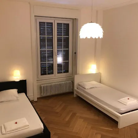 Vevey Hostel ホステル ヴェヴェイ