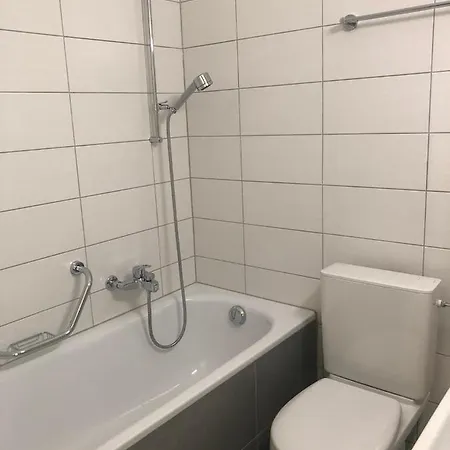 بيت شباب Vevey Hostel فيفي