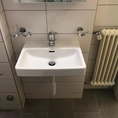 Vevey Hostel *