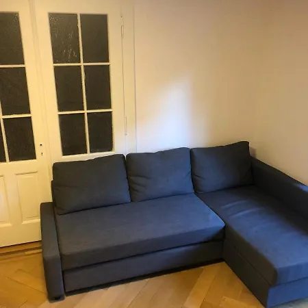 بيت شباب Vevey Hostel *